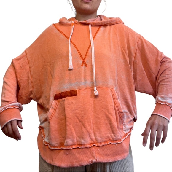 BDG Comfy & Cute Sweatshirt - Picture 2 of 6